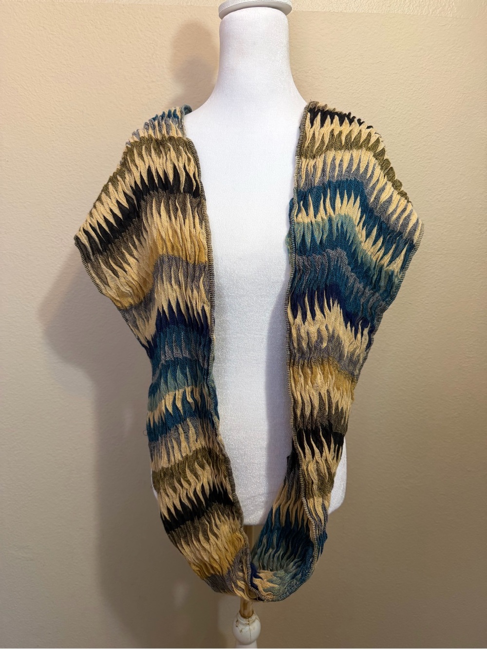 Boho Multi-Color Textured Knit Infinity Scarf - Picture 4 of 8
